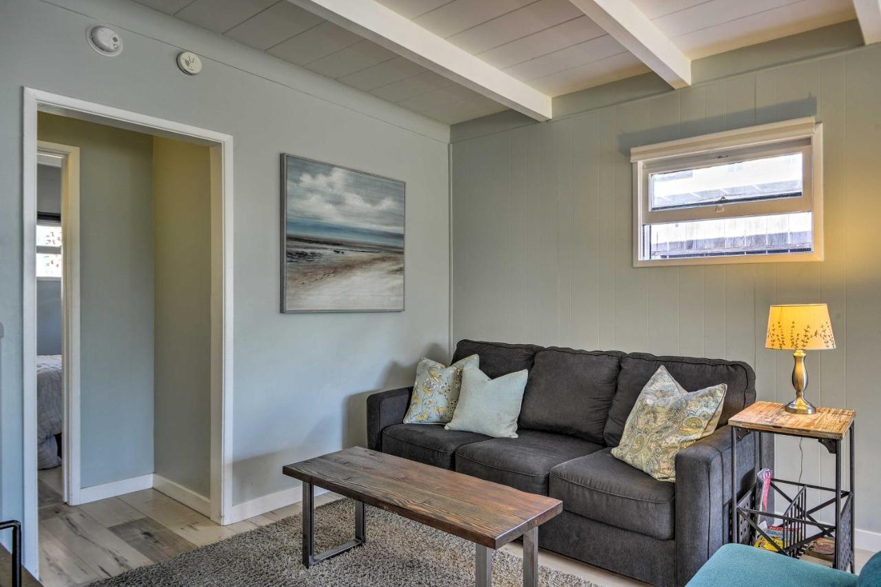 Remodeled Ventura Beach Home with Yard&Fire Pit! Exterior foto