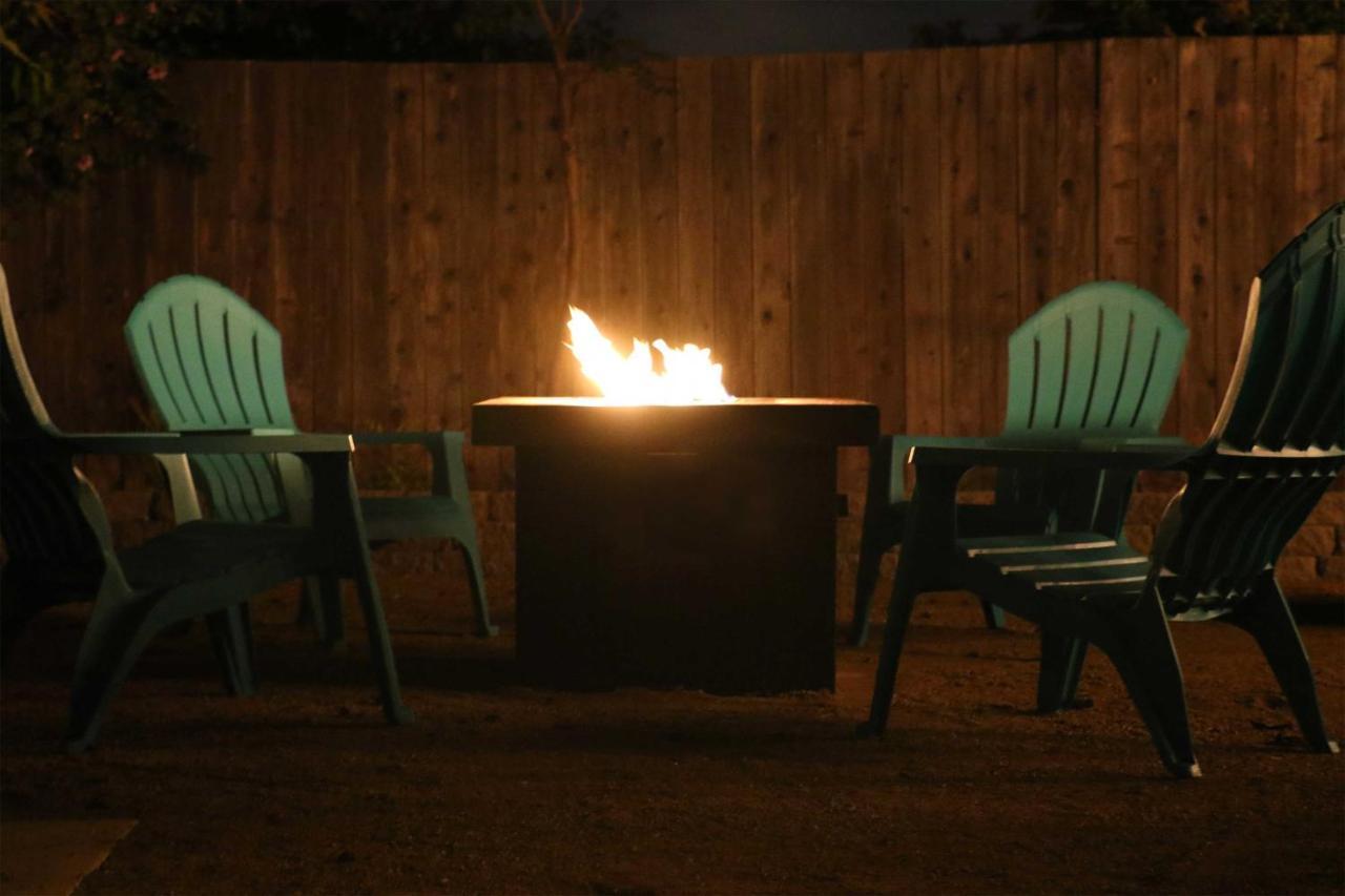 Remodeled Ventura Beach Home with Yard&Fire Pit! Exterior foto